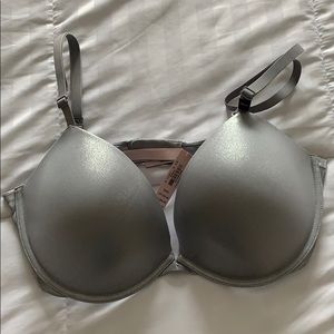 Victoria’s Secret bra shimmery 36DD